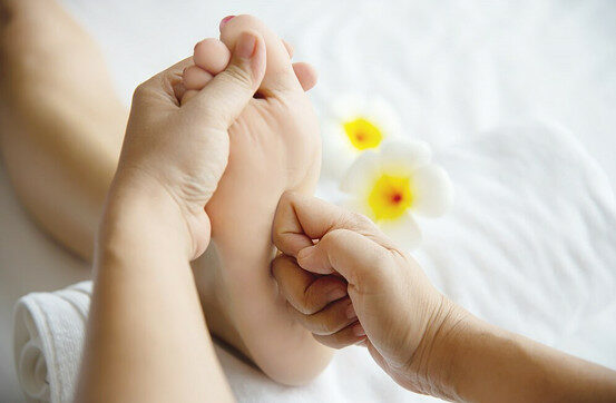 Reflexology in rocky river unwind, revitalize, and recover