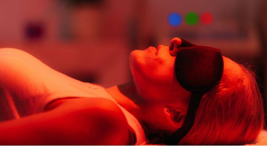 Infrared sauna with red light therapy (2)